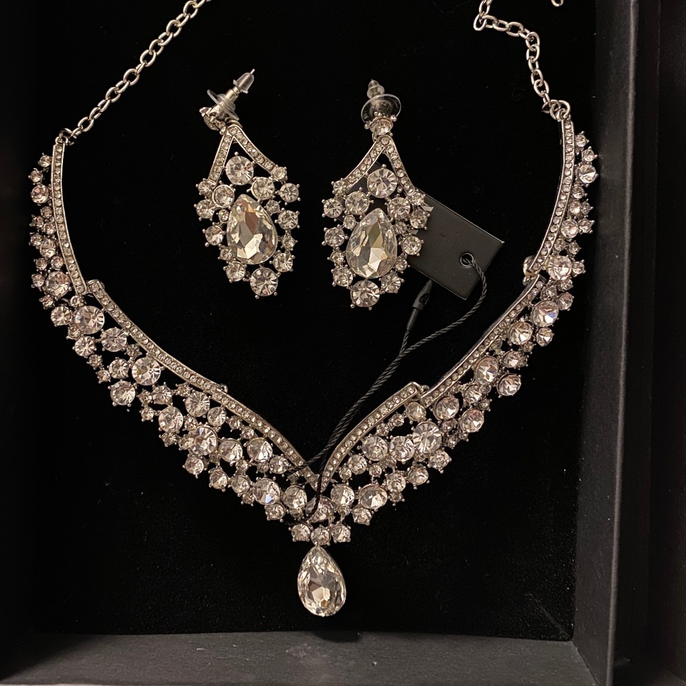 Set of jewellery